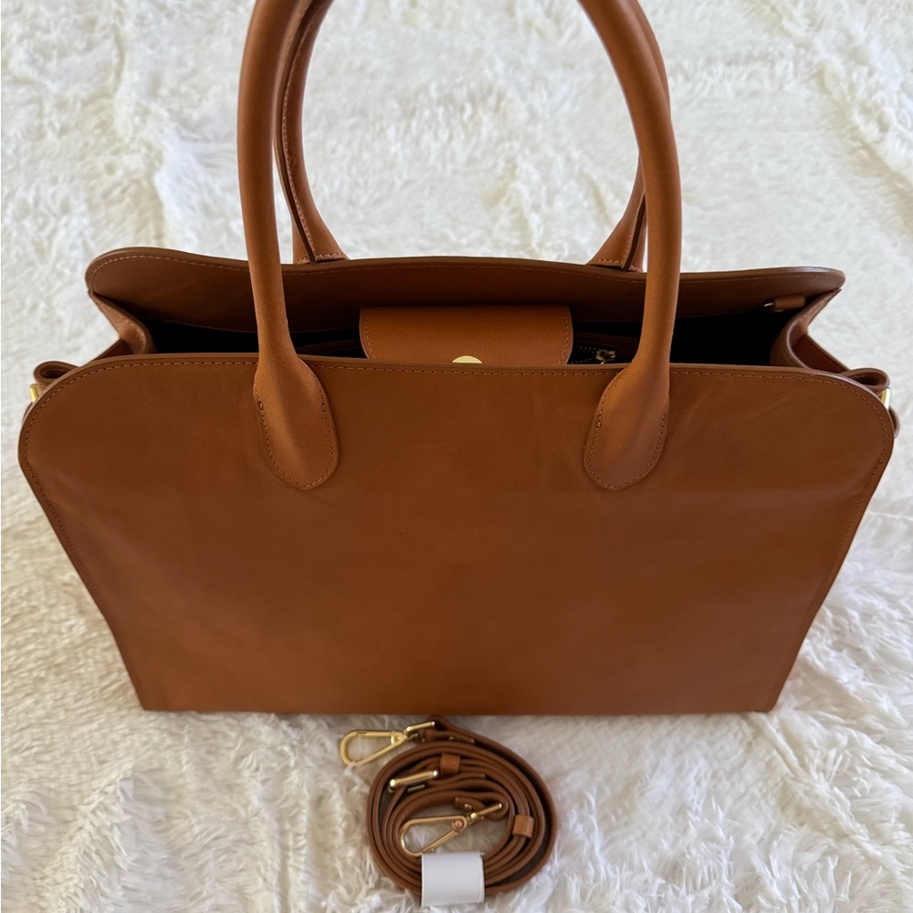 Like New Claudia Firenze Genuine Leather Satchel